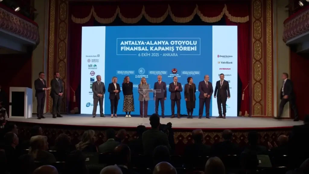 Antalya-Alanya Otoyolu Finansman Kapanış Töreni Gerçekleştirildi