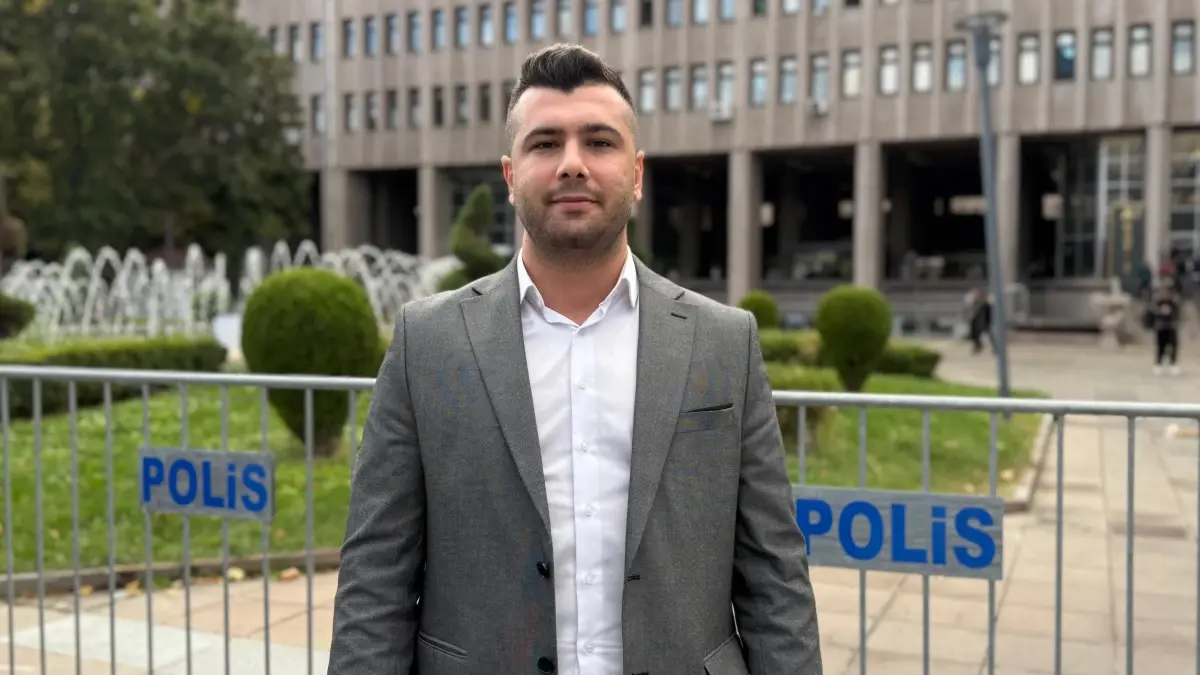 Dolandırıcılık Tuzağında Kalan Genç Kadın