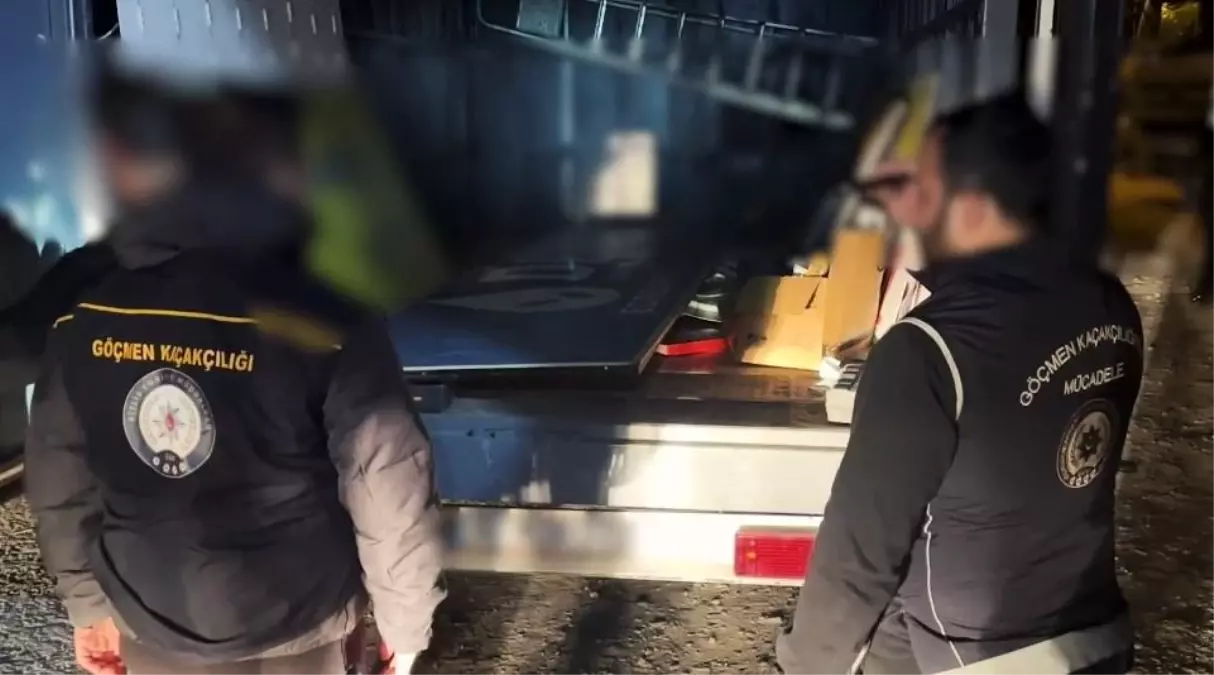 Bitlis’te Göçmen Kaçakçılığı Operasyonu: 12 Kişi Yakalandı