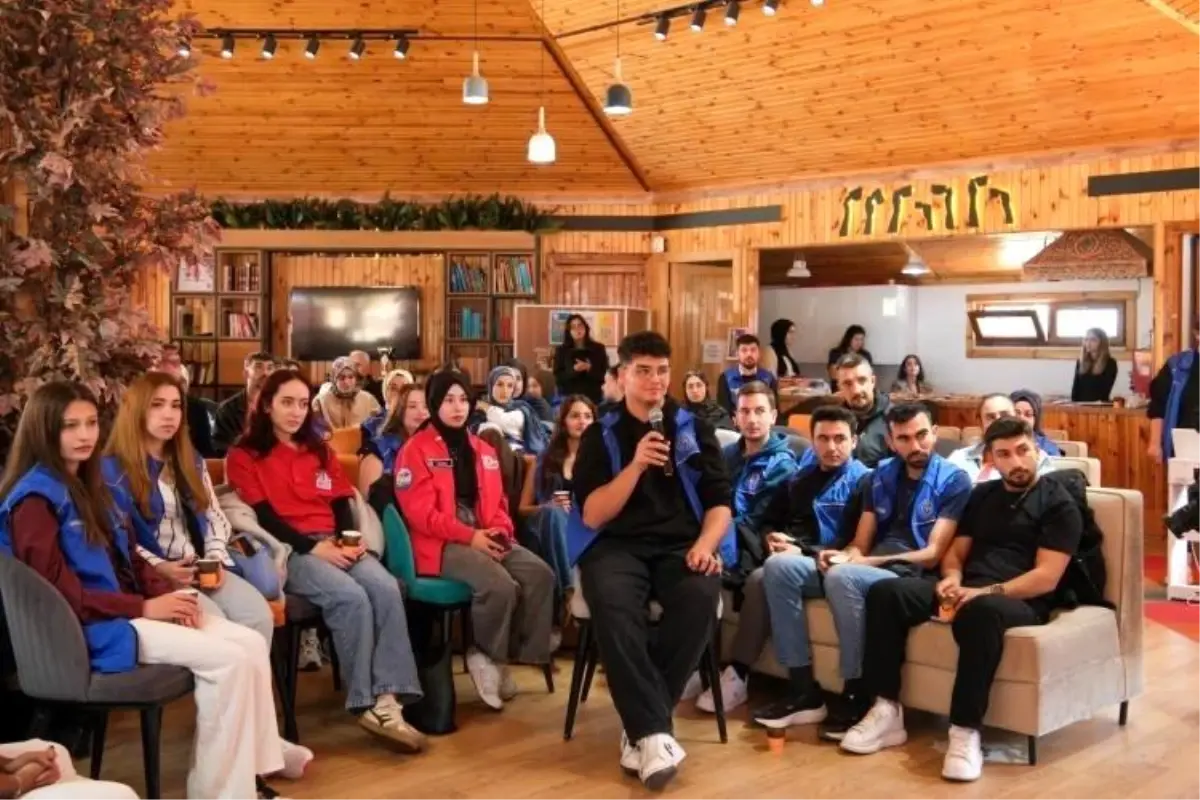 Gençlik Destek Sistemi Üniversitelerde Tanıtıldı