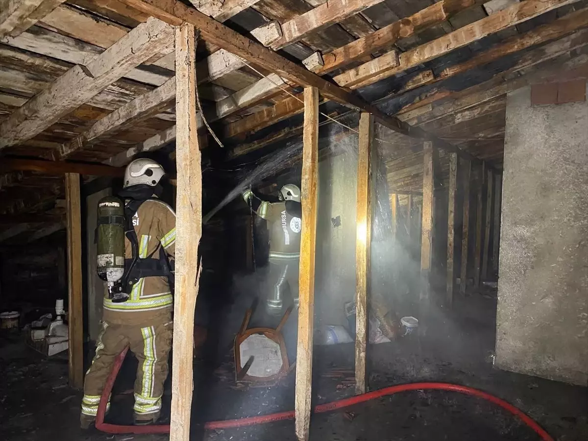 Bursa’da Aynı Apartmanda Dört Kez Yangın Çıkaran Şüpheli Tutuklandı