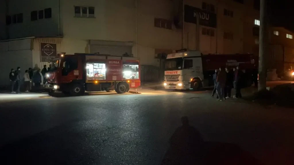 Mobilya İmalathanesinde Yangın: Soruşturma Başlatıldı