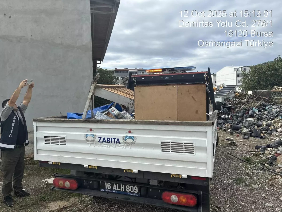 Bursa’da Stadyum Çevresinde Sağlıksız Yiyecek Denetimi