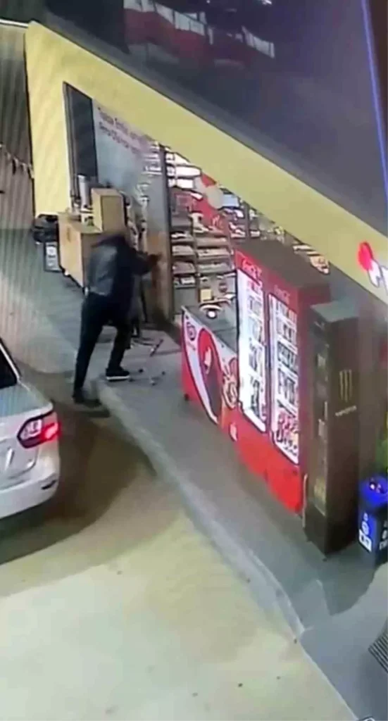 Dikkat Dağılması: Cam Kapı Trajedi