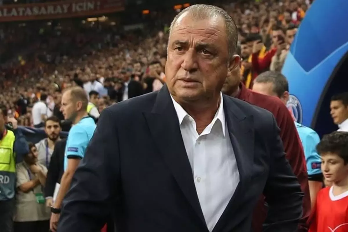 Çekya’da Ivan Hasek Dönemi Kapanıyor: Fatih Terim İddiaları