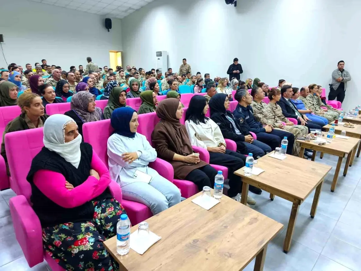 Tunceli’de Kadına Yönelik Şiddetle Mücadele Programı