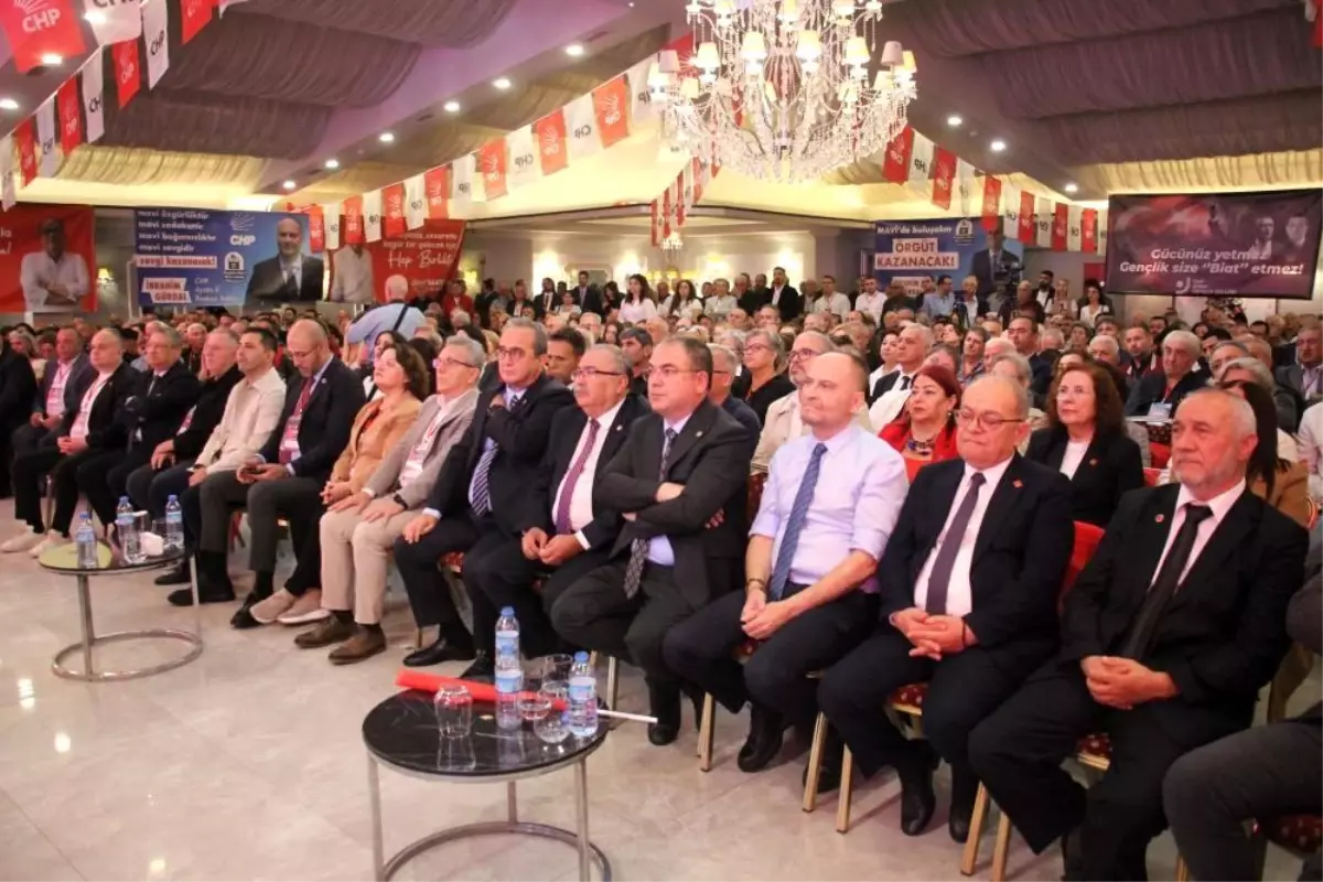 CHP Aydın’da Güven Tazeledi: Hikmet Saatçı Yeniden Seçildi