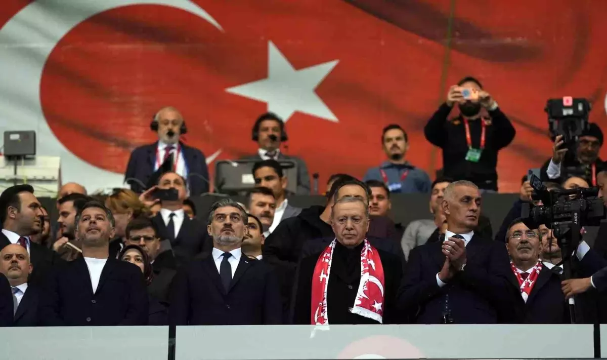 Cumhurbaşkanı Erdoğan’dan Milli Takıma Destek