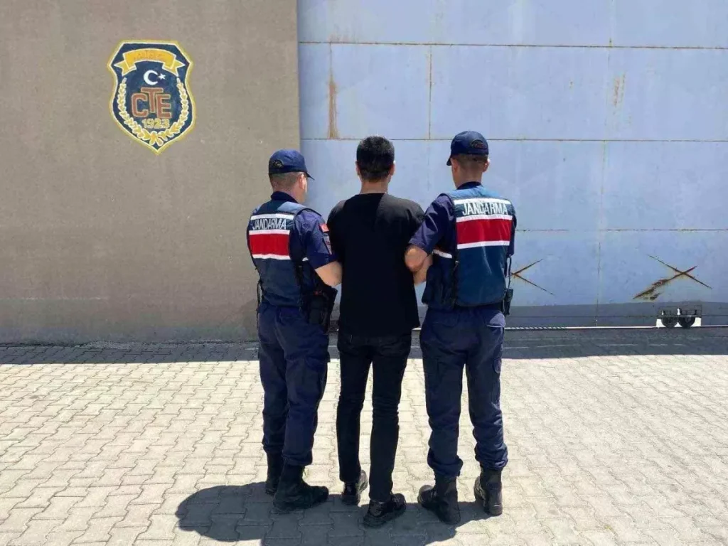 Dolandırıcı Şahıs 16 Yıl Hapis Cezasıyla Yakalandı