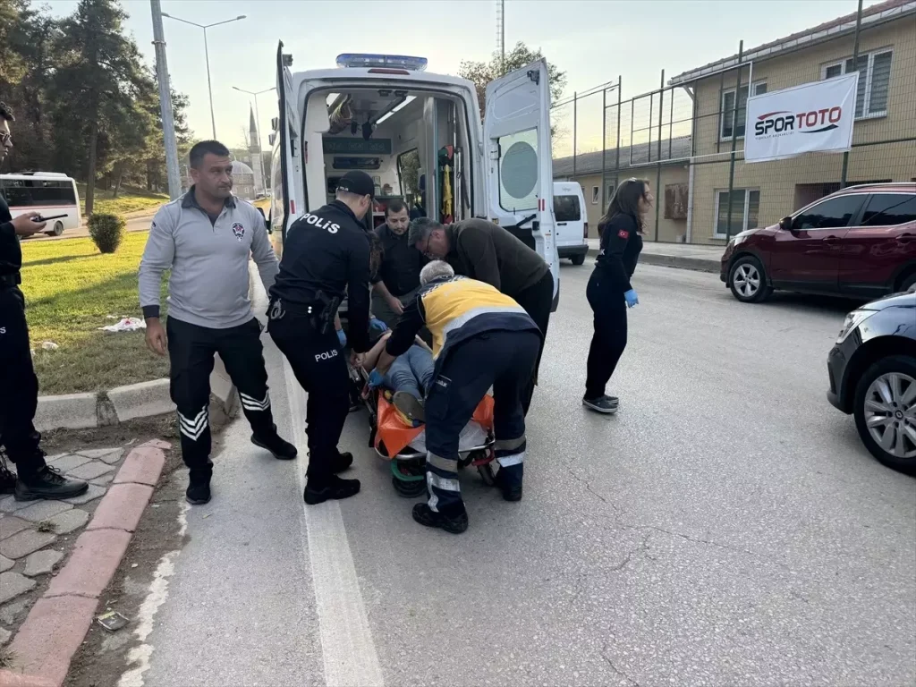 Hafif Ticari Araç Kazası: Edirne’de Kadın Yaralandı