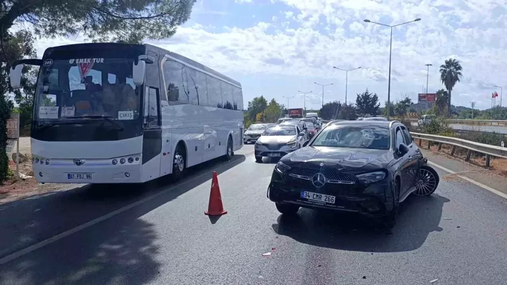 Antalya Manavgat’ta 12 Araçlık Zincirleme Kazalar