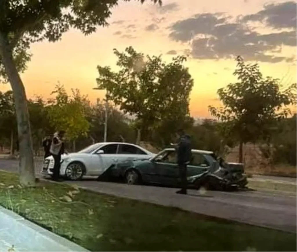 Elazığ’da Trafik Kazası: 2 Yaralı