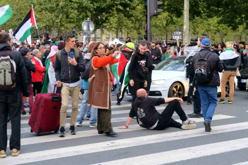 İsrail’in Sumud Filosu Müdahalesi Protesto Edildi