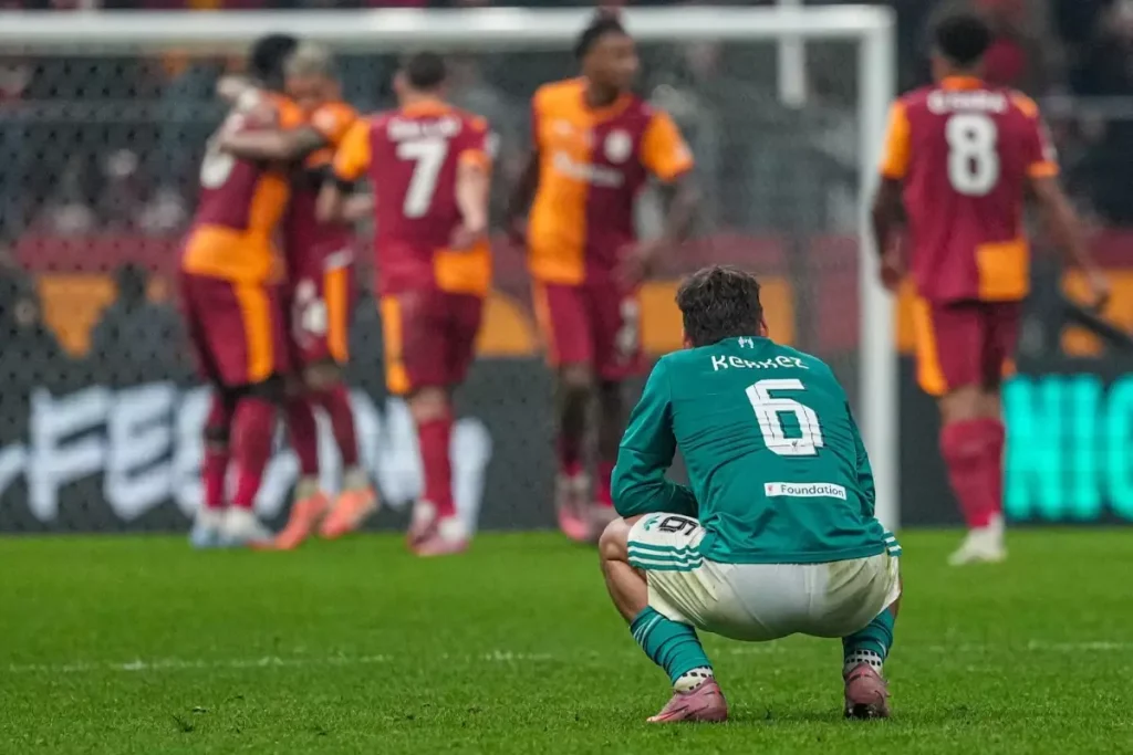 Galatasaray’dan Liverpool’a Ağır Darbe