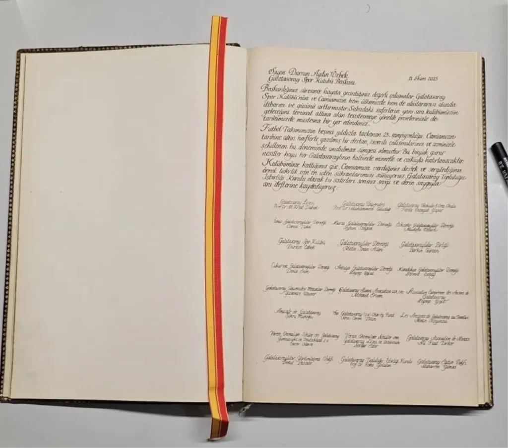 Galatasaray Lisesi’nde Başkan Özbek’e Özgü Anı Defteri