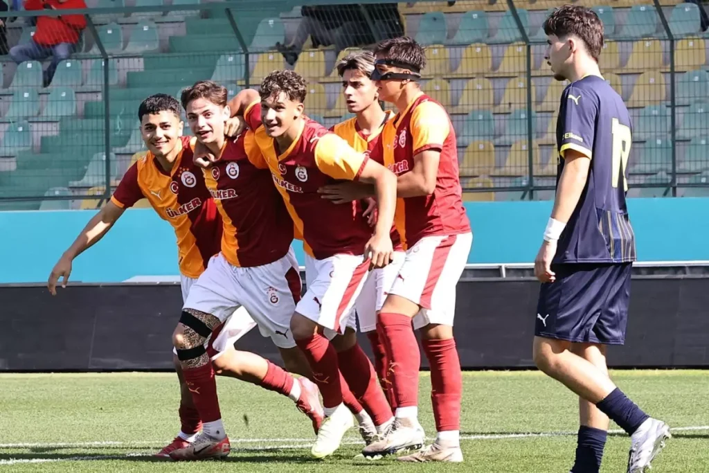 Galatasaray U19, Bodo/Glimt U19’u Son Anda Devirdi