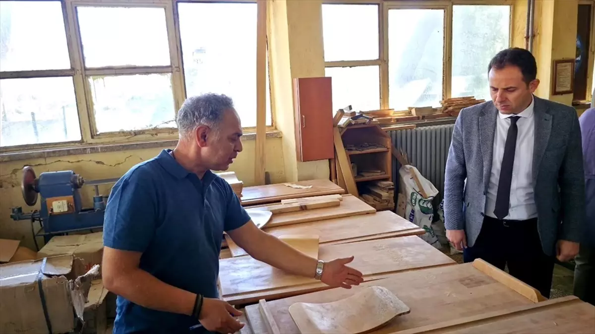 Milli Eğitimde Yeni Nesil Atölyeler: Gelibolu’da Öğrenci Üretimi