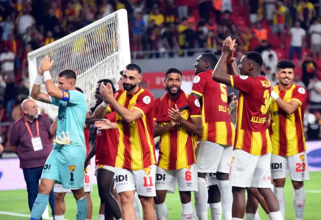 Göztepe’de Forvet Krizi: Avrupa Hedefi Tehdit Altında