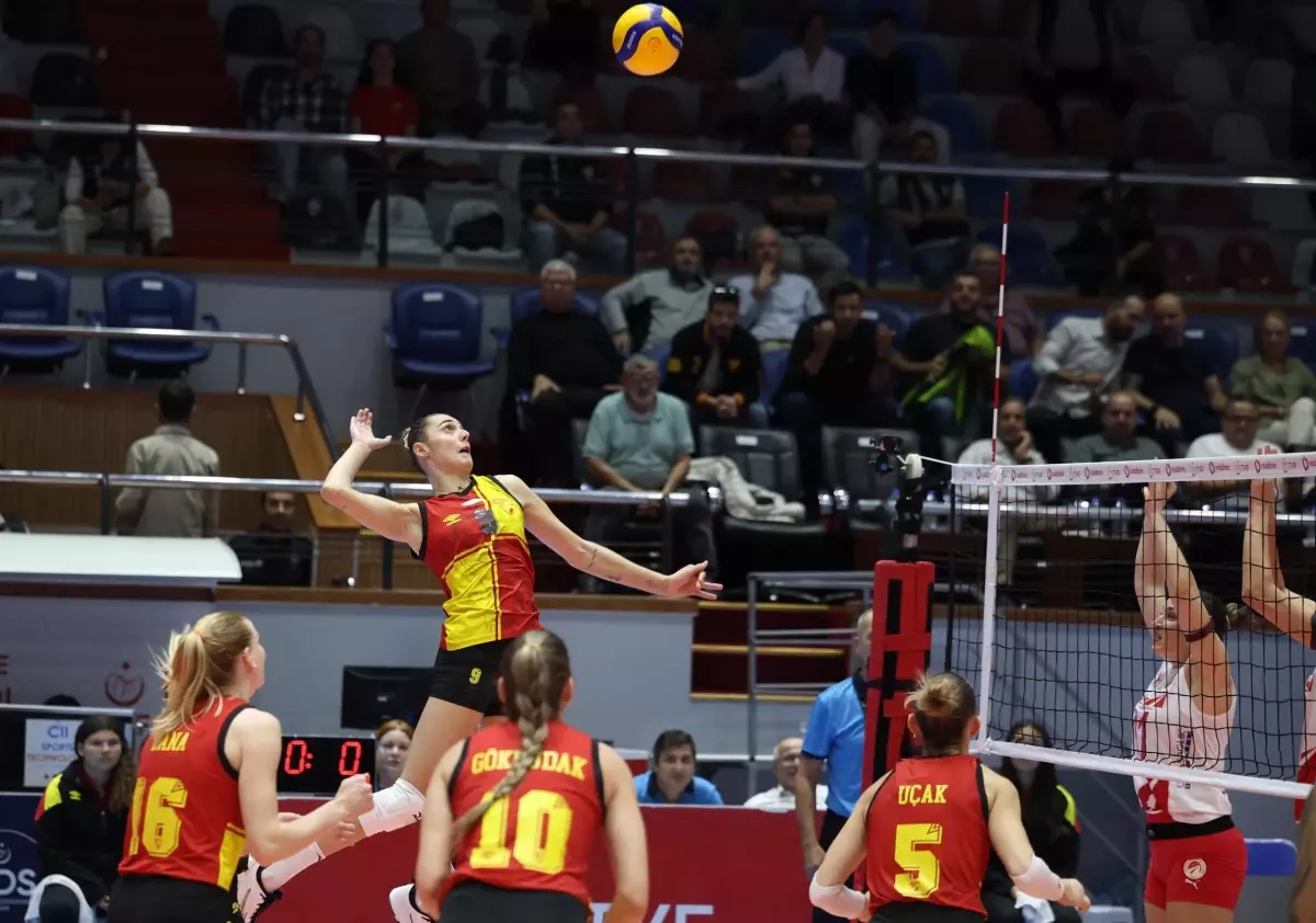 Göztepe Voleybol Takımı Evinde Aras Spor’a 3-0 Yenildi