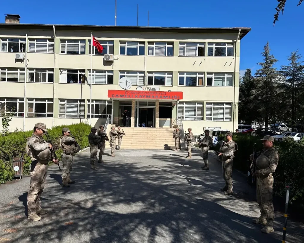 Günlük Yaşamı Alt Üst Eden Kablo Hırsızları Çetesi Çökertildi