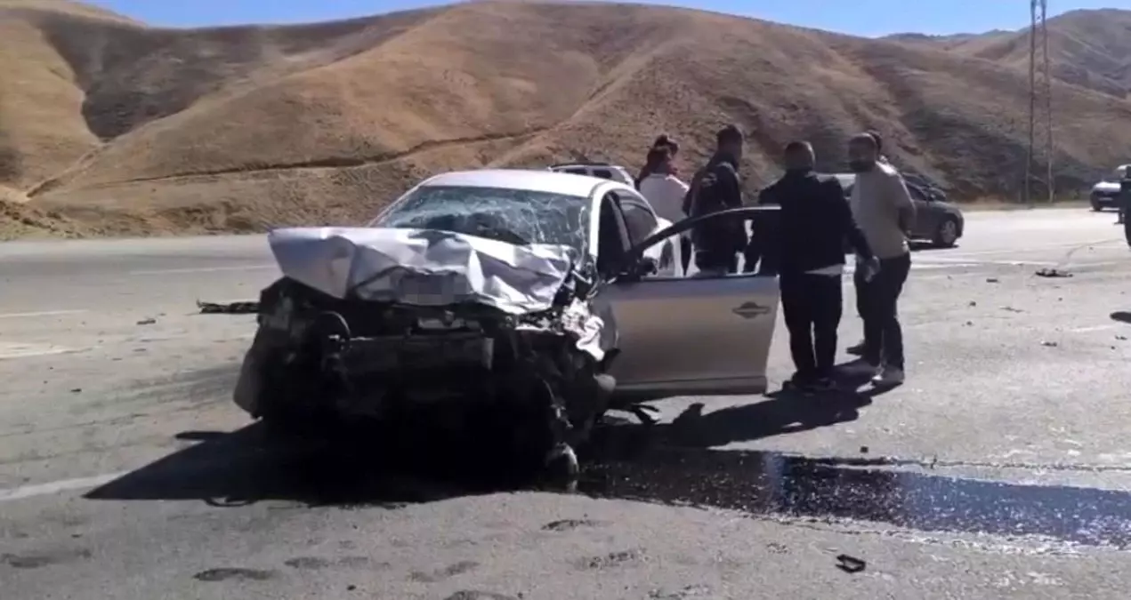 Hakkari’de Feci Kaza: 4 Kişi Yaralandı