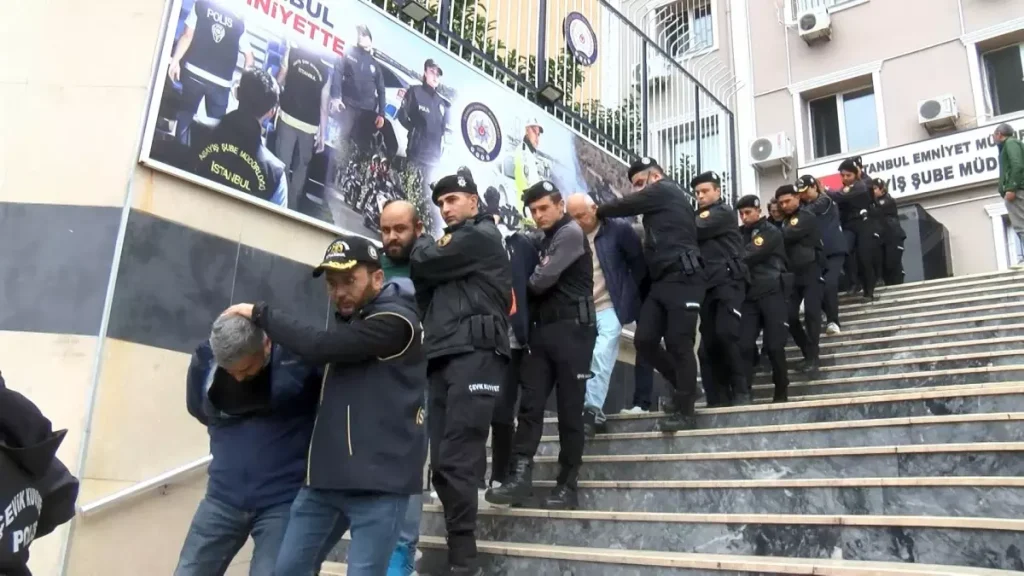 Dolandırıcılık Şebekesi Çökertildi: 10 Milyar Lira Zarar