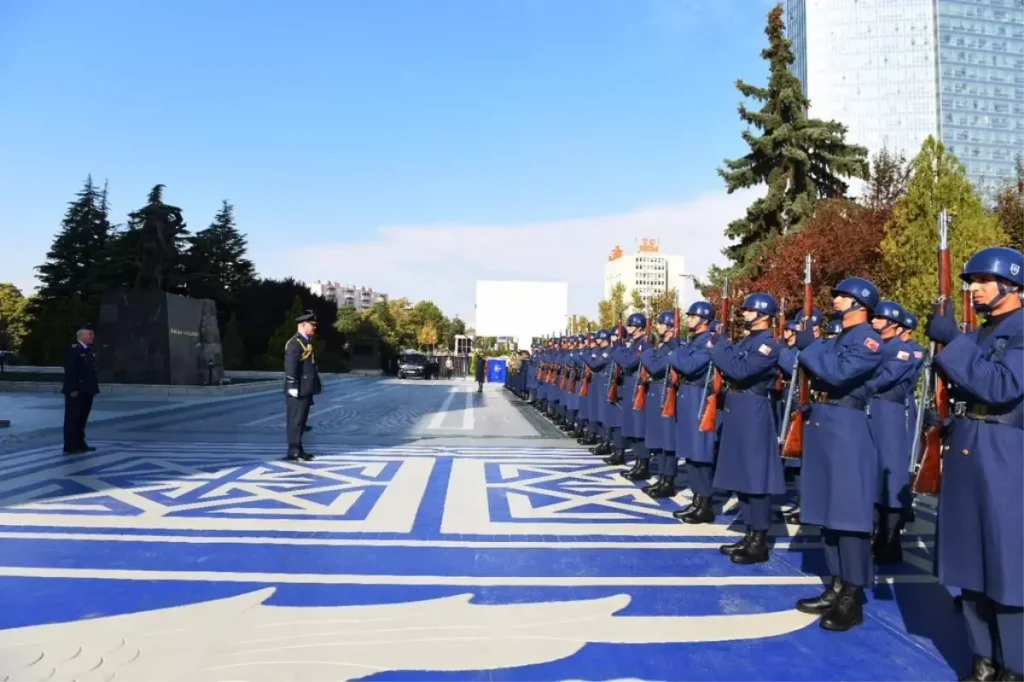 Türkiye-İngiltere Askeri İlişkilerinde Yeni Adım