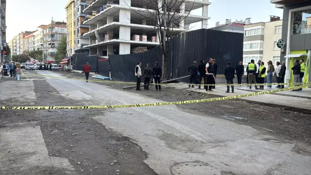 İstinat Duvarında Çökme Riski: Cadde Trafiğe Kapatıldı