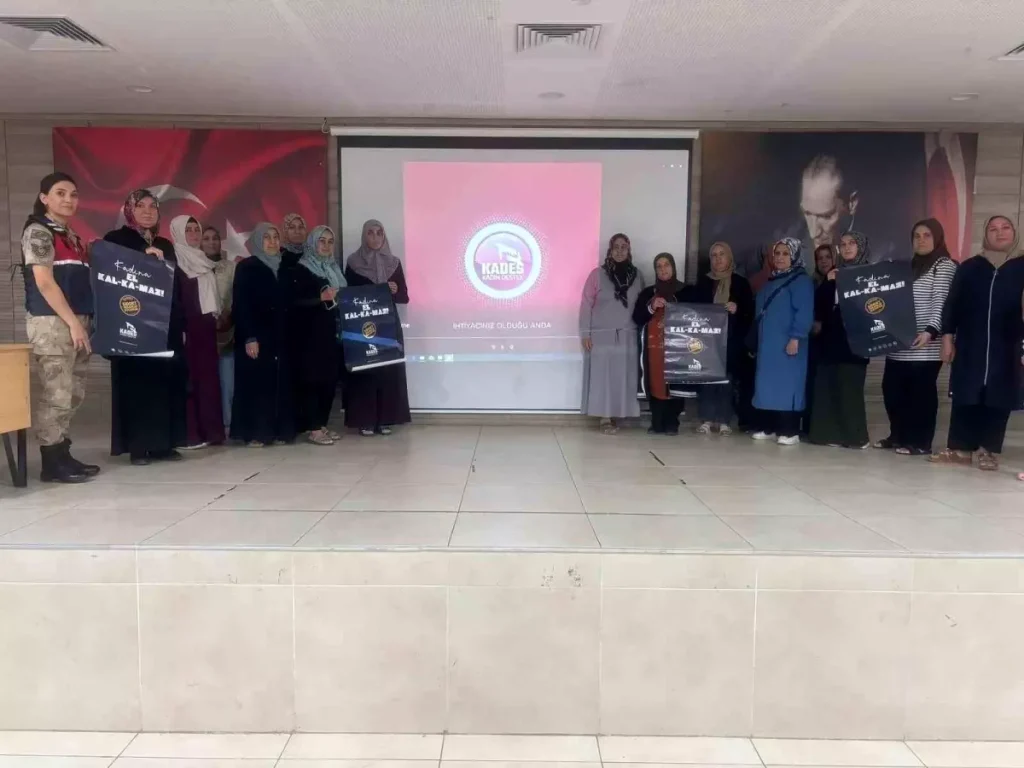 Jandarma Ekiplerinden KADES Uygulaması Tanıtımı