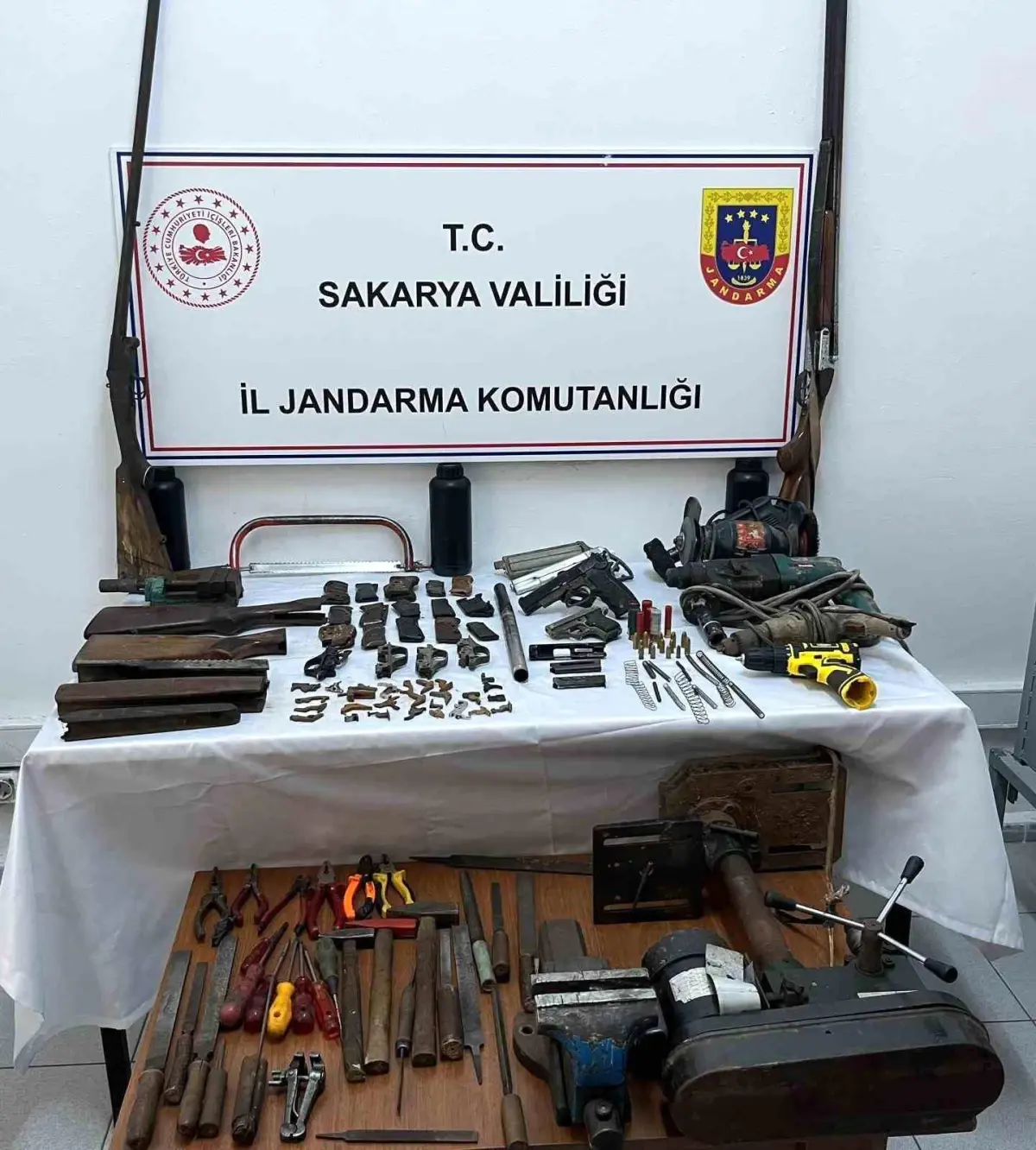 Kaçak Silah Operasyonu: 68 Yaşında Şahıs Gözaltında