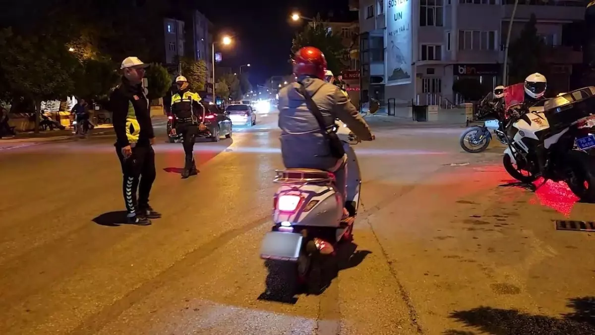 Trafik Denetimlerinde 387 Motosiklet Sürücüsüne Ceza