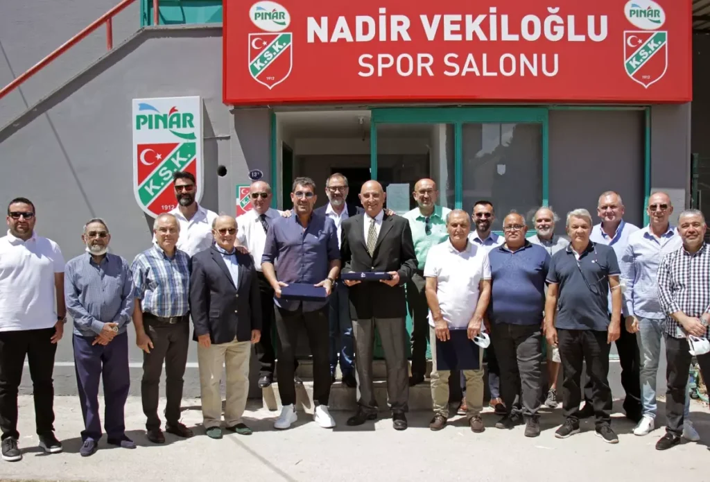 Karşıyaka’da Ateş Özerk’in Adı Salona Verildi