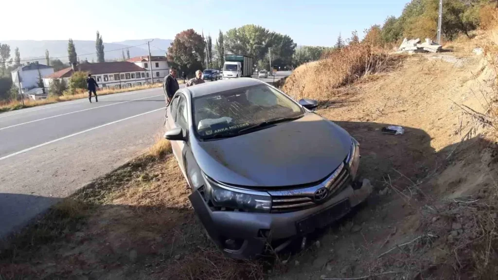 Trafik Kazasında Yaşlı Kadın Hayatını Kaybetti