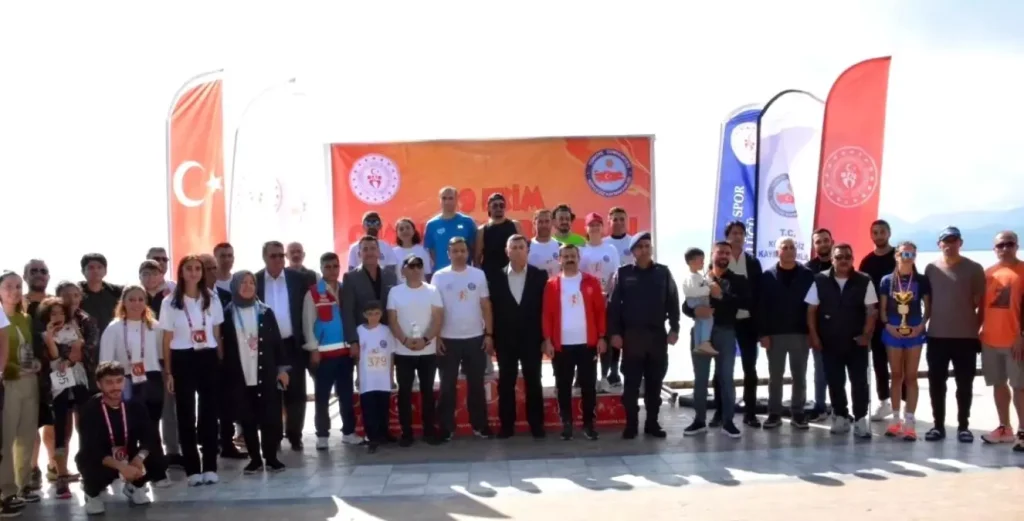 Köyceğiz’de Cumhuriyet Coşkusu: Halk Koşusu Düzenlendi