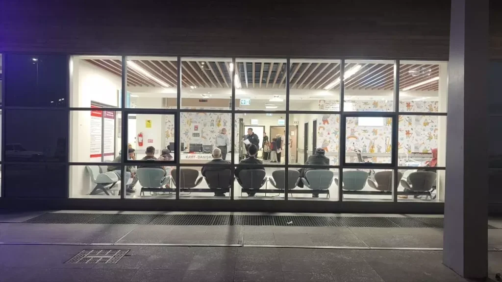 Kütahya’da Lise Öğrencileri Gıda Zehirlenmesi Geçirdi