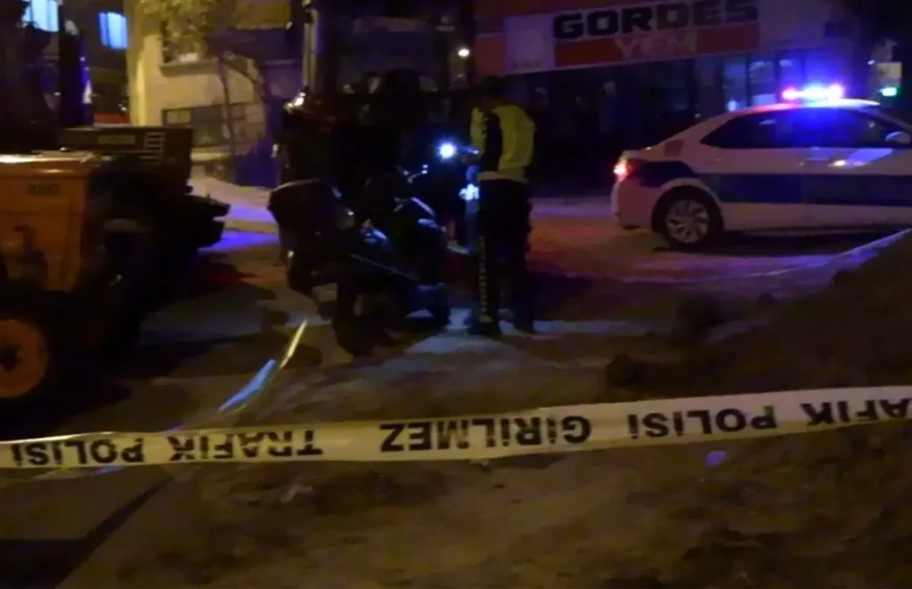 Motosiklet Kazasında Ağır Yaralanan Sürücü Hayata Bağlandı