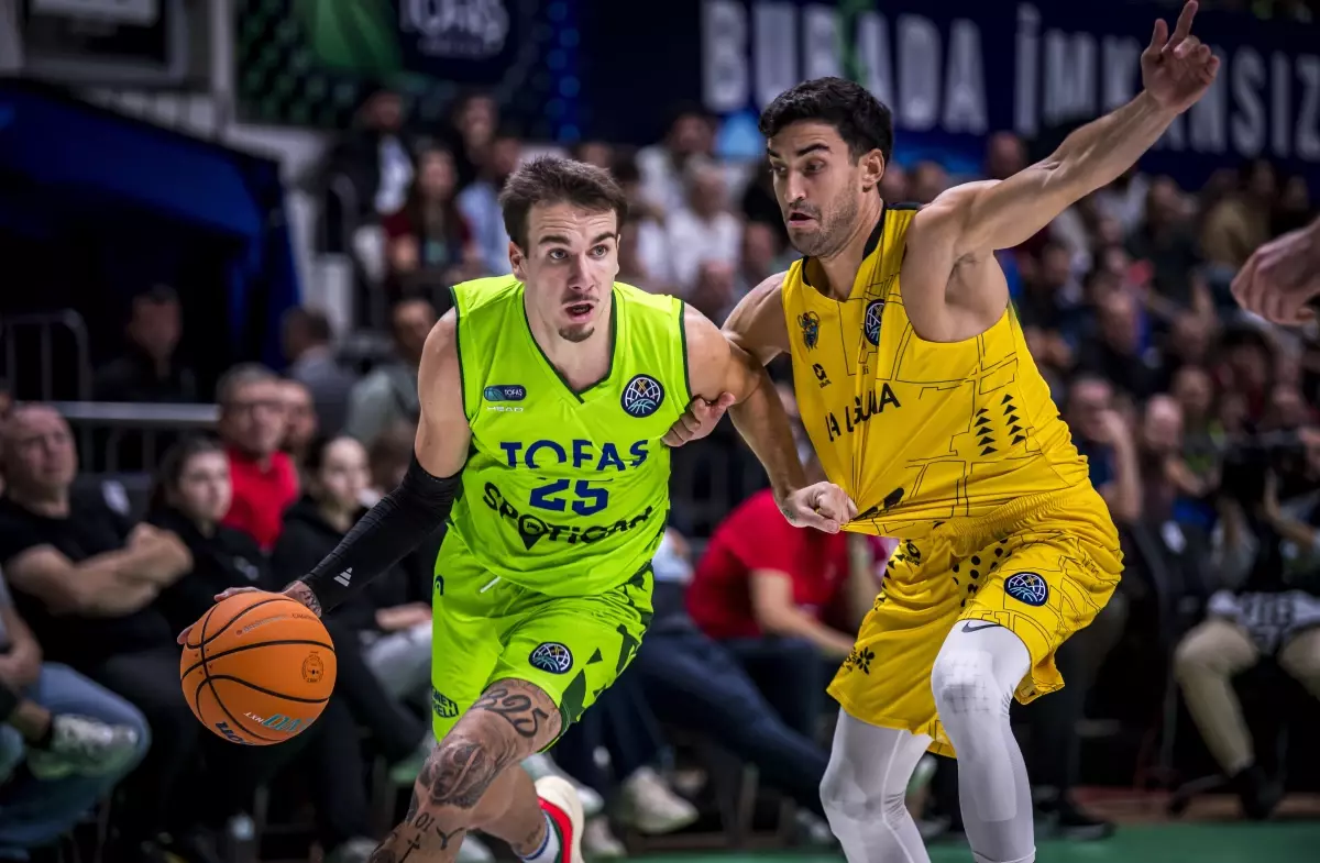 TOFAŞ, La Laguna Tenerife’ye Karşı Ağır Mağlup Oldu