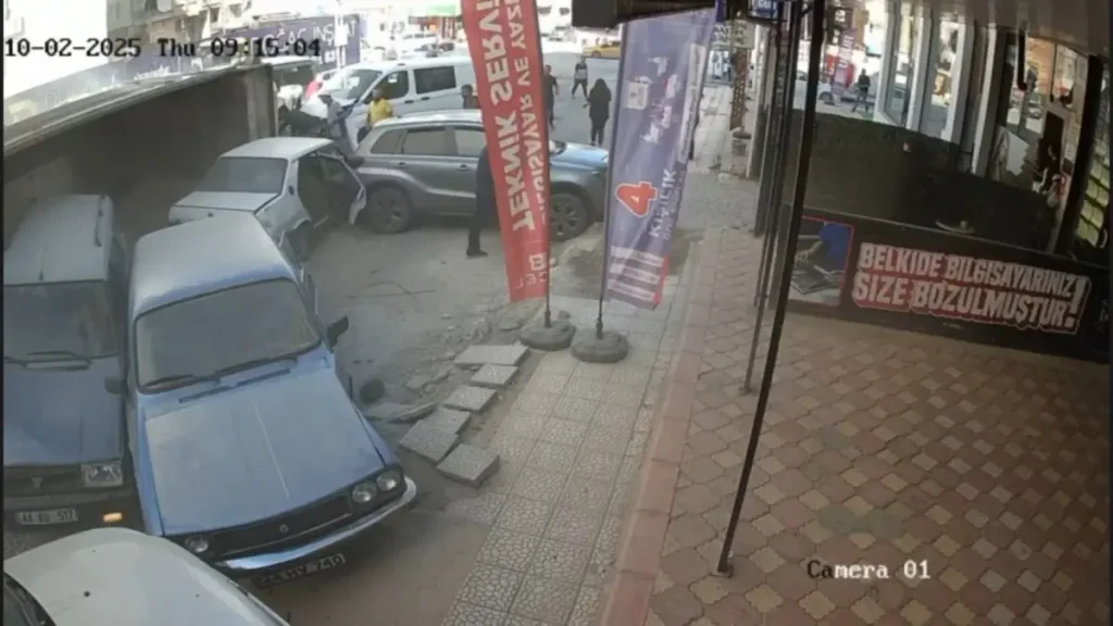 Trafik Kazası: Malatya’da Kamyon 15 Araca Çarptı