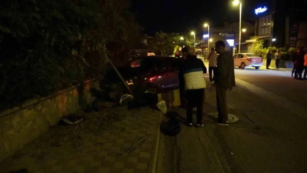 Malatya’da Otomobil-Motosiklet Çarpışması: 2 Yaralı