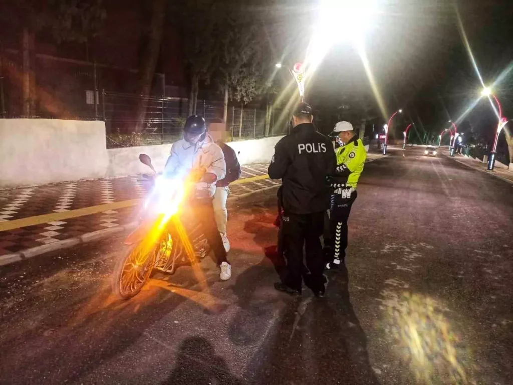 Manisa’da Büyük Huzur ve Güven Uygulaması: 7 Kişi Yakalandı