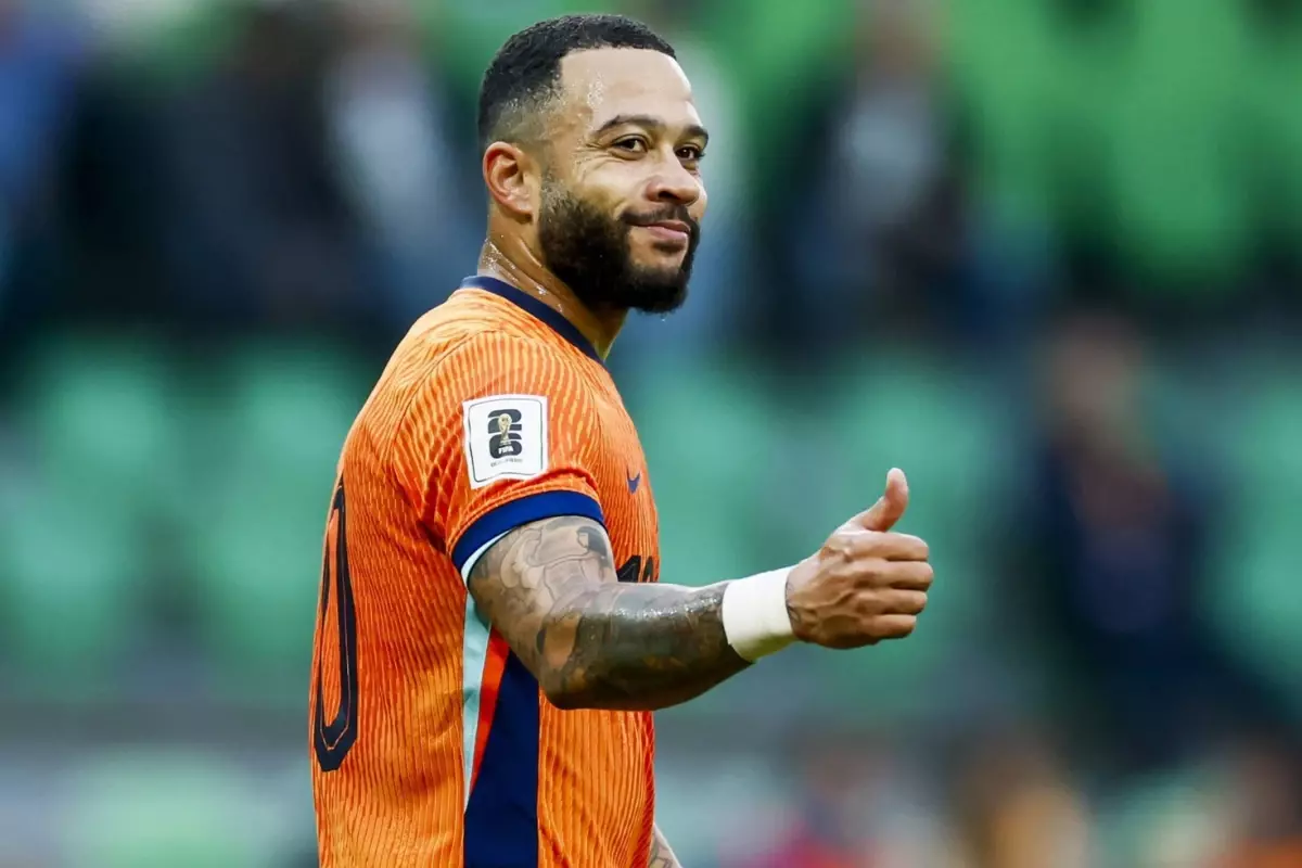 Depay’ın Pasaportu Çalındı: Hollanda Milli Takımı Şokta