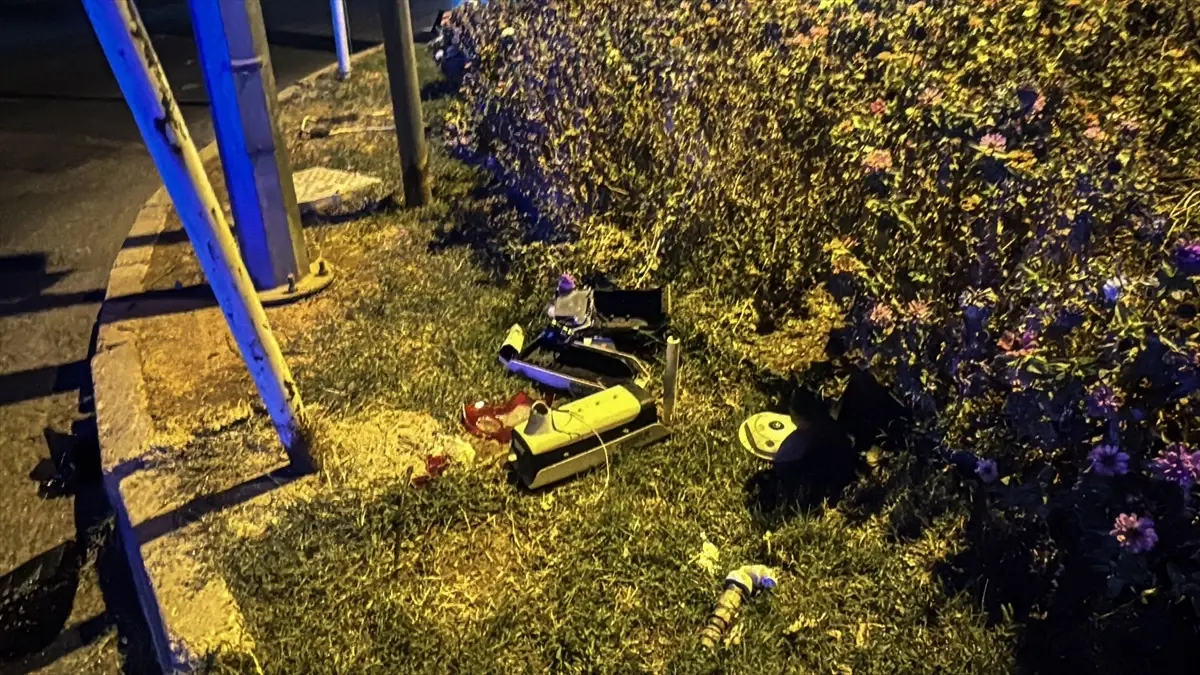 Mersin’de Kavşak Kazası: Sürücü Yaralandı