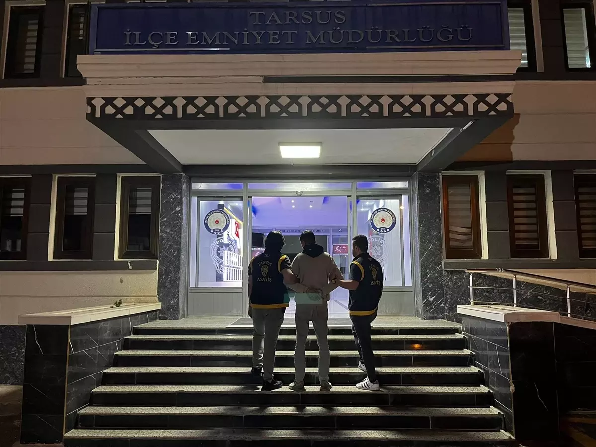Tarsus’ta Park Halindeki 5 Aracı Yakan Şüpheli Gözaltında