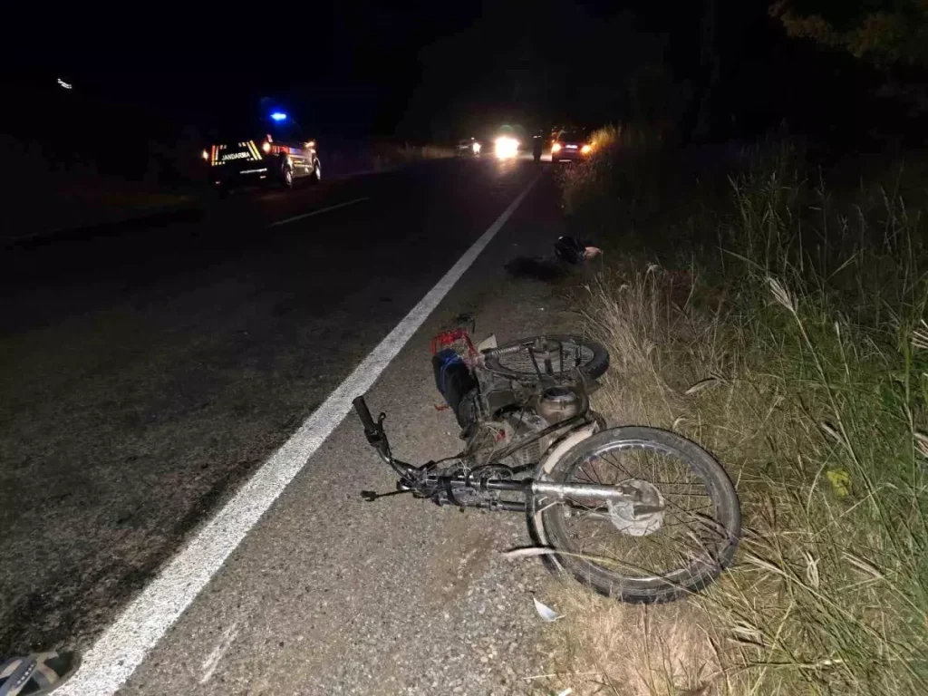 Motosiklet Çarpışması: 3 Yaralı