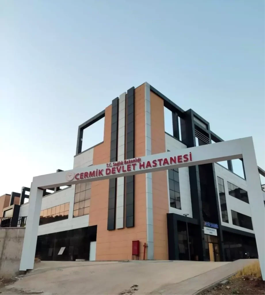 Diyarbakır’da Motosikletli Saldırı: Kadın Yaralandı