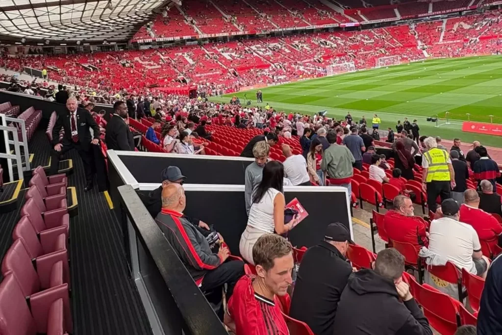 Manchester United’da Altyapı Krizi: Yönetim ve Hijyen Sorunları