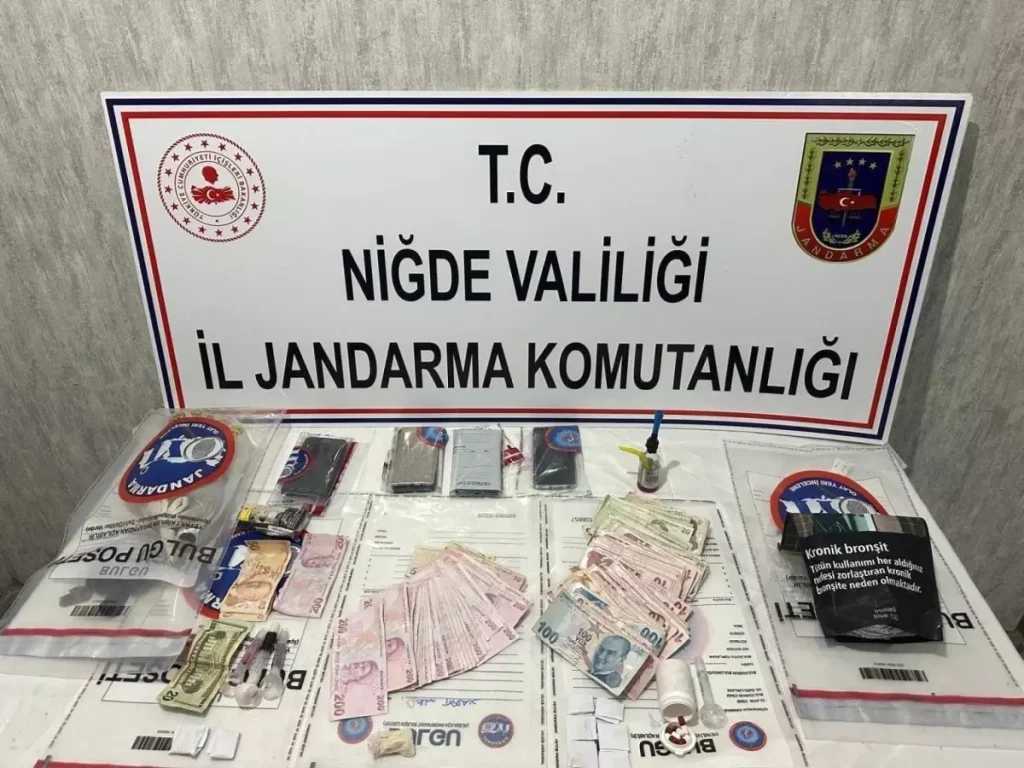 Niğde’de Uyuşturucu Operasyonu: 4 Şüpheli Yakalandı