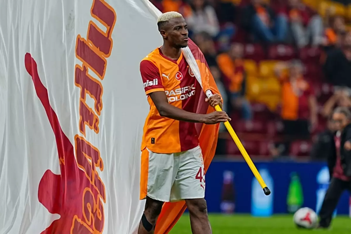 Osimhen: Okan Buruk ile Çalışmak Harika Bir Fırsat