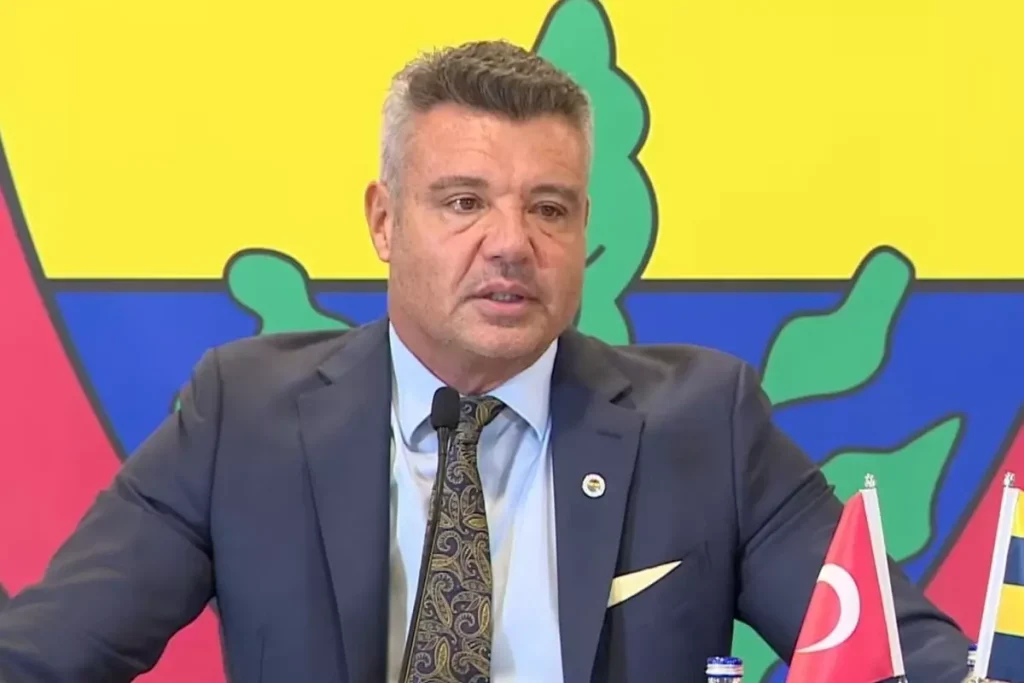 Fenerbahçe’de Çağlar Söyüncü Kaptanlık Görevini Üstleniyor