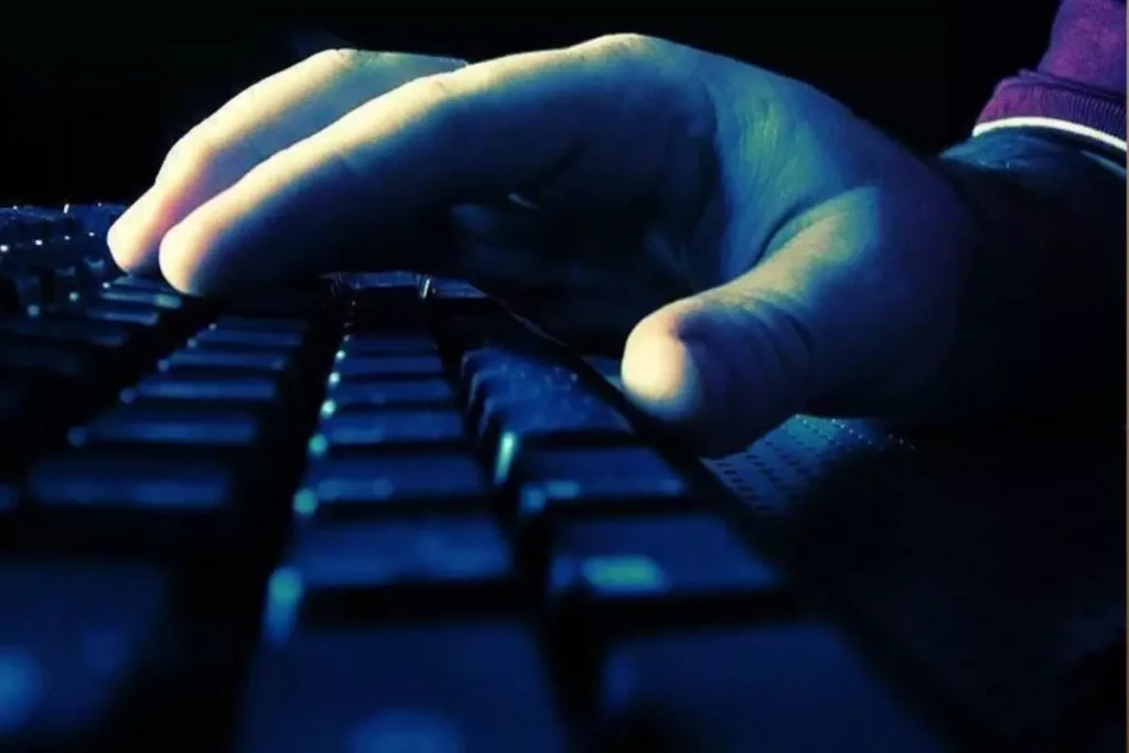 Sahte E-İmza Soruşturmasında Çok Sayida Tutuklama